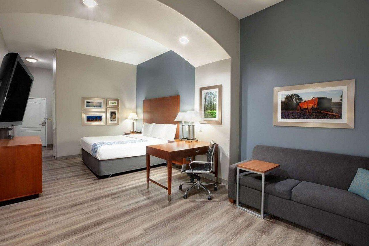 Comfort Inn & Suites Cleveland Dış mekan fotoğraf