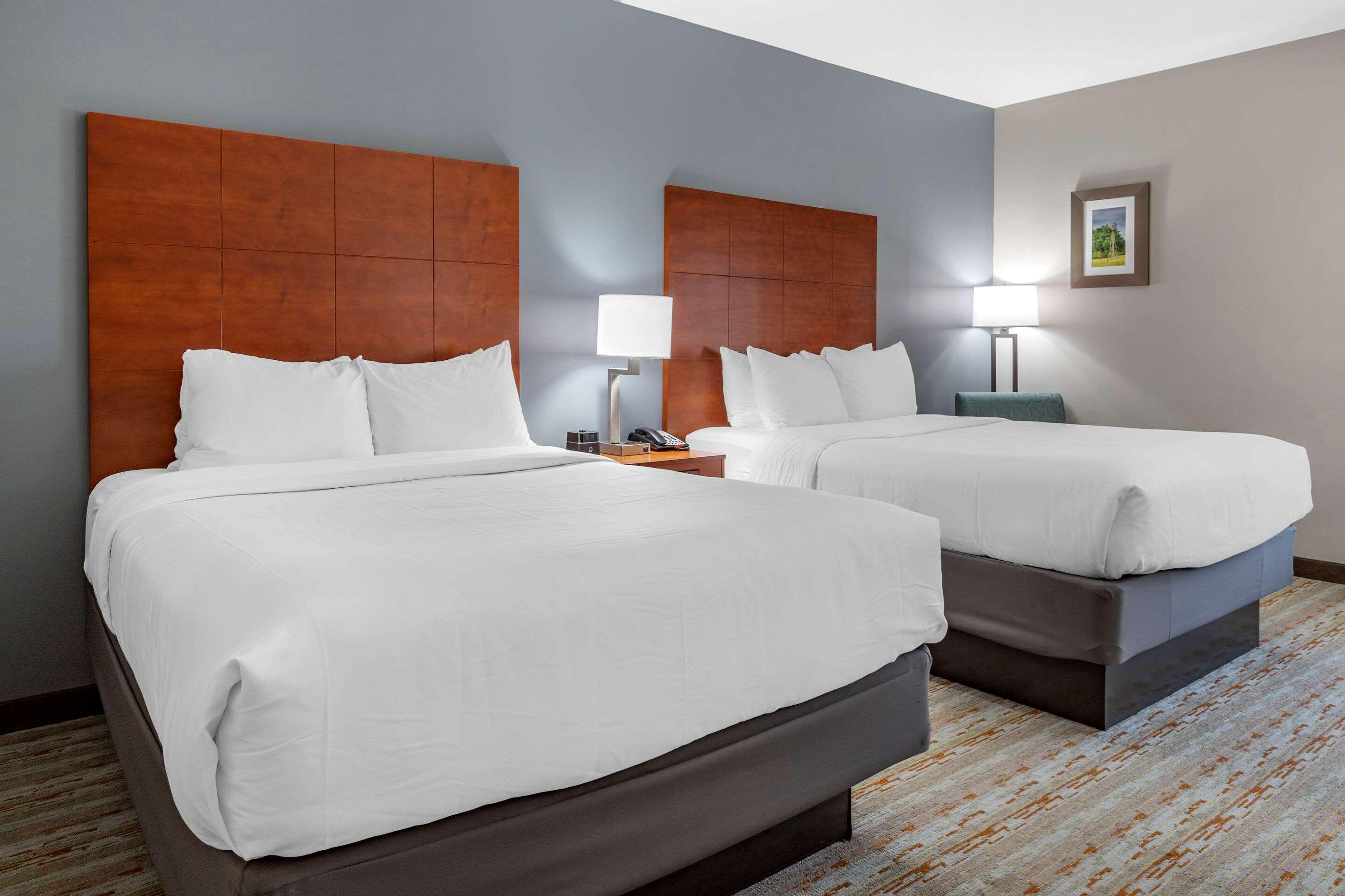 Comfort Inn & Suites Cleveland Dış mekan fotoğraf