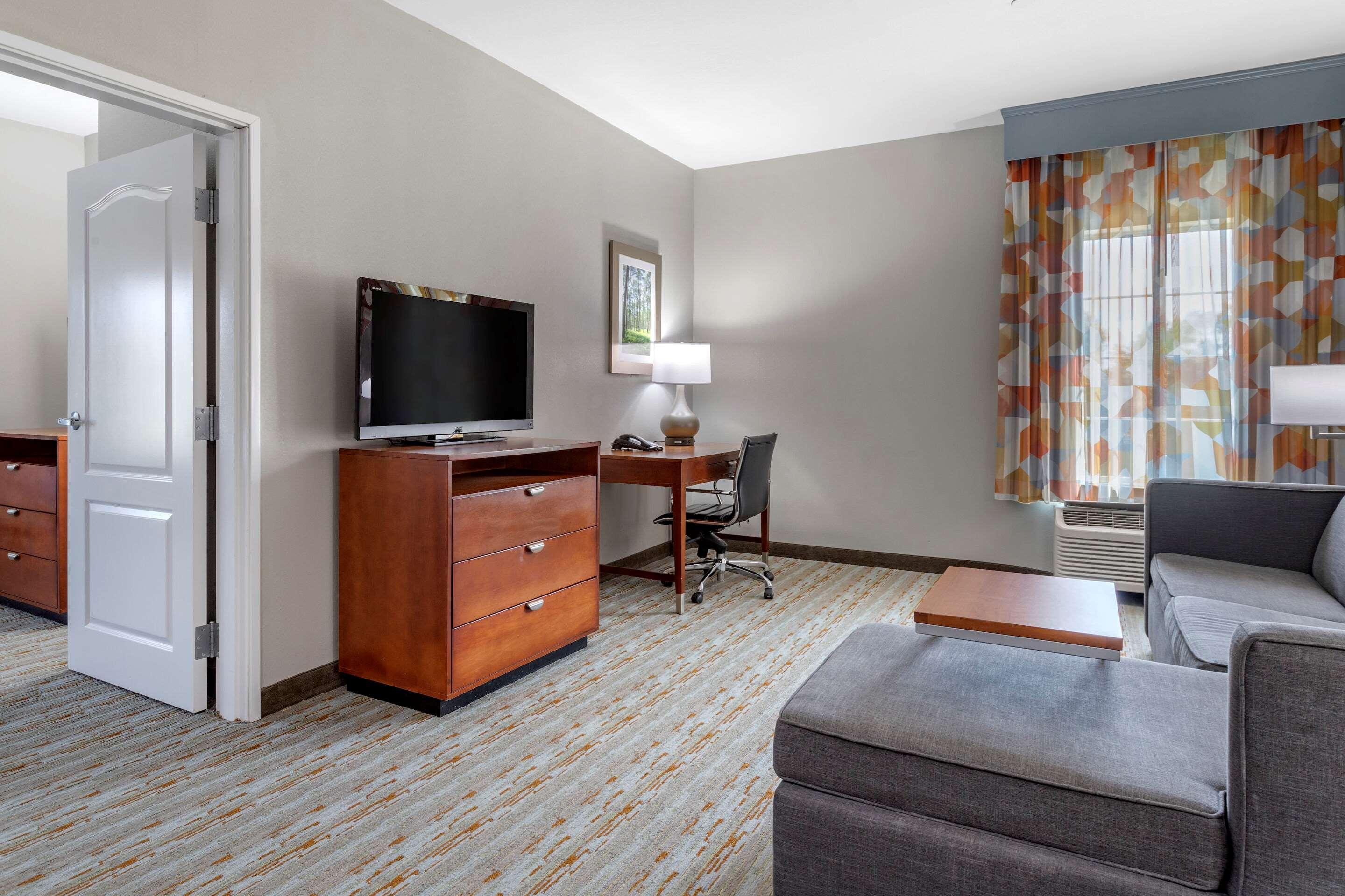 Comfort Inn & Suites Cleveland Dış mekan fotoğraf