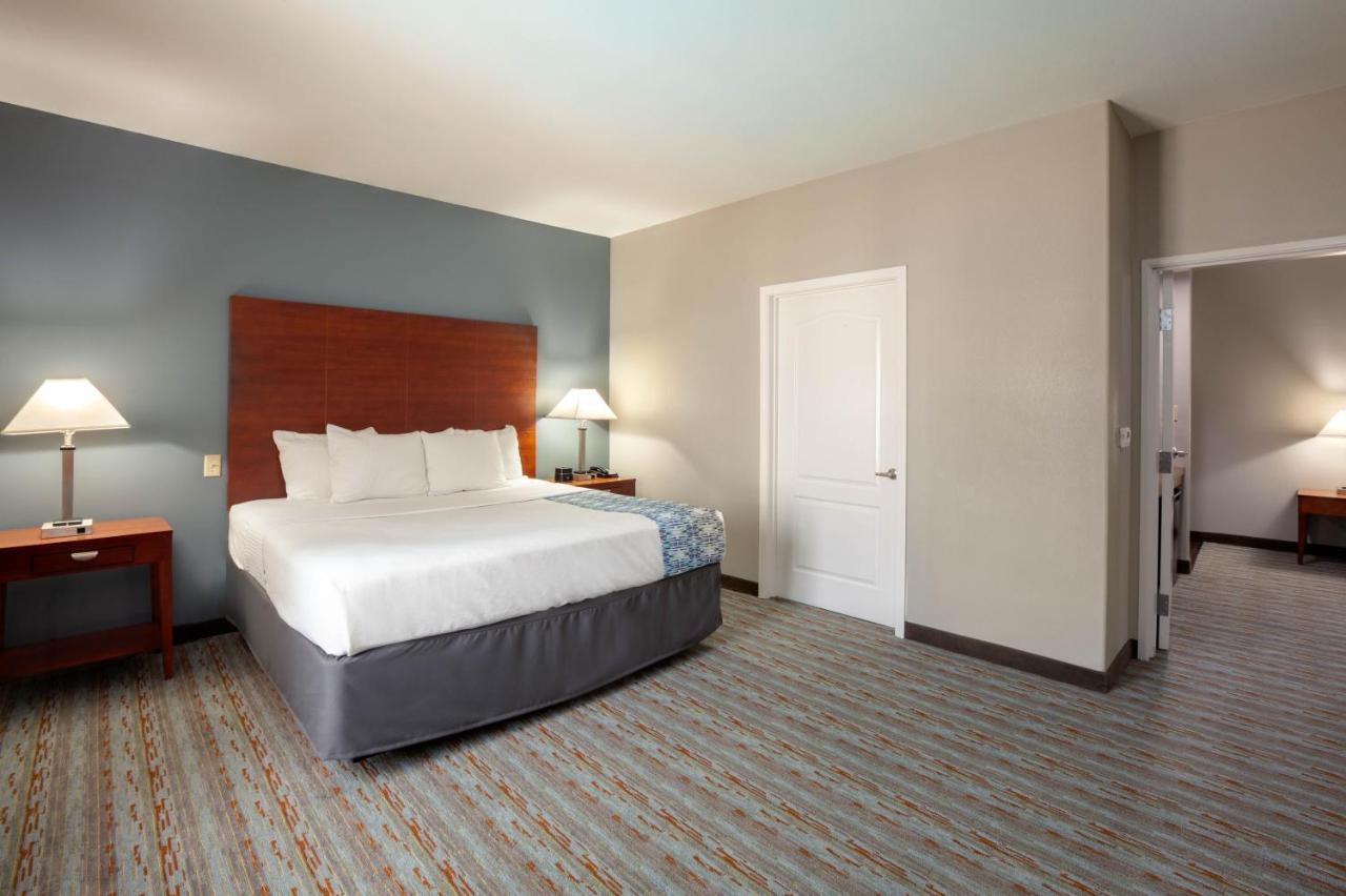 Comfort Inn & Suites Cleveland Dış mekan fotoğraf